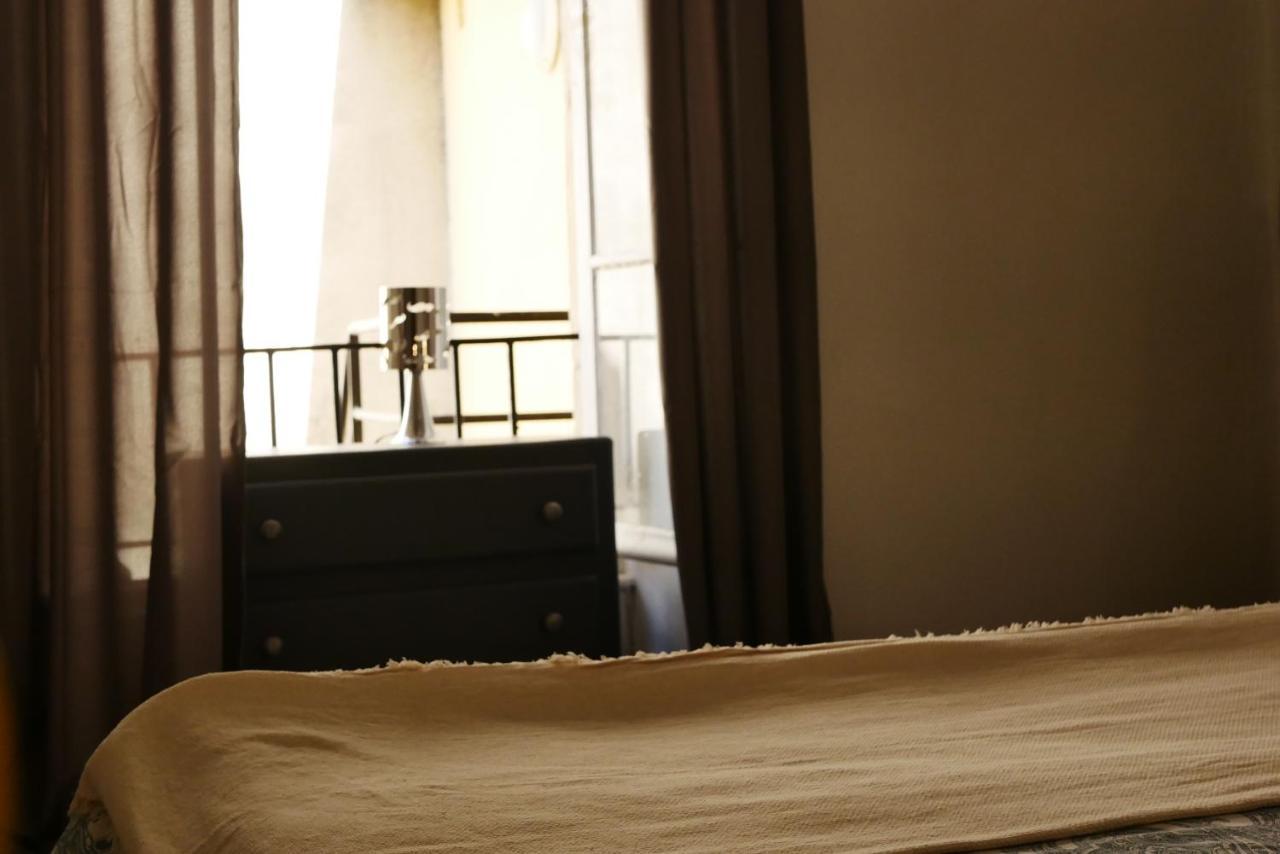 Les Oiseaux De Passage Hotell Saint-Gaultier Eksteriør bilde