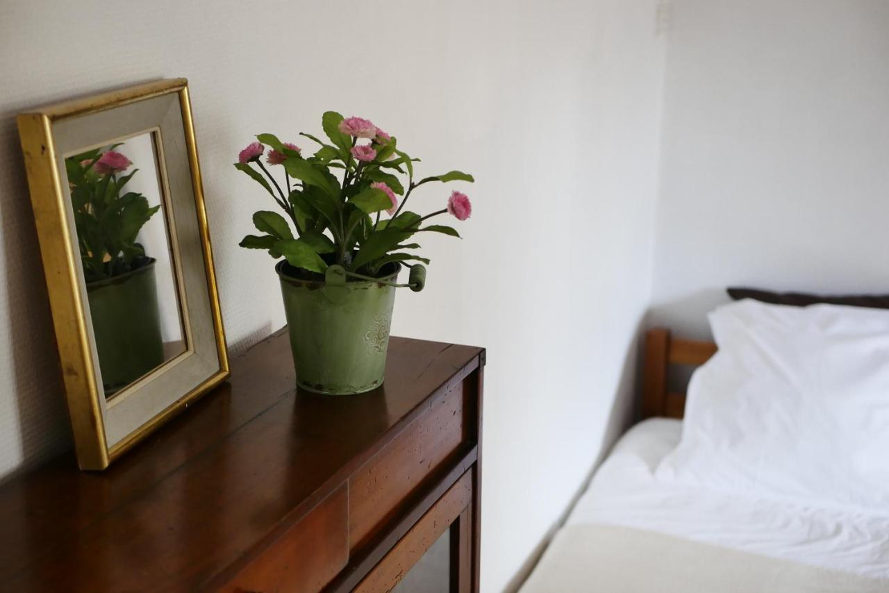 Les Oiseaux De Passage Hotell Saint-Gaultier Eksteriør bilde